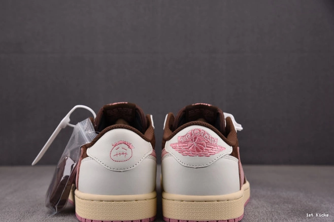 Low 1 Scott Travis OG AJ SP x DZ4137-206 0815